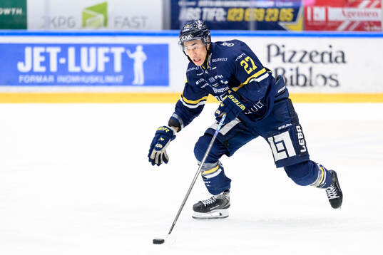 HV71s Jonathan Ang