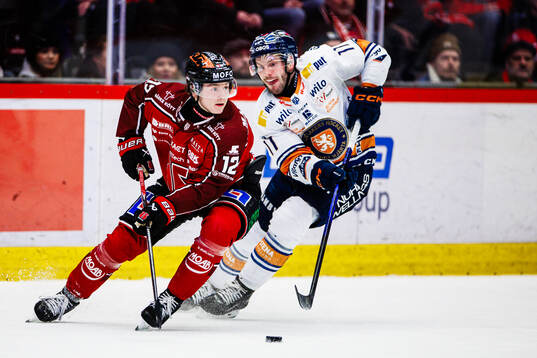 Örebros Noah Steen och Växjös Brogan Rafferty