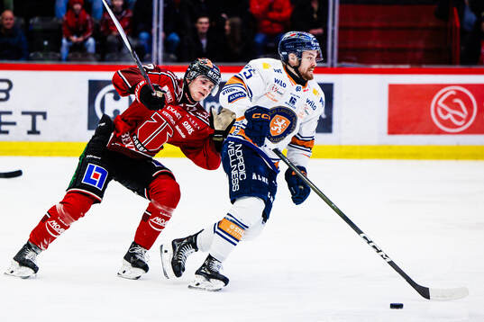 Örebros Noah Steen och Växjös Lucas Elvenes