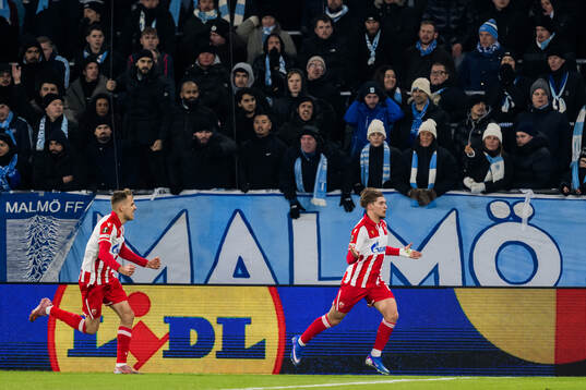 Vladimir Lucic and Vasilije Kostov of Crvena Zvezda