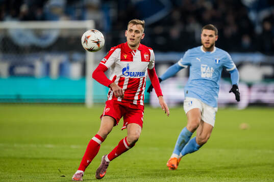 Vladimir Lucic of Crvena Zvezda and Gabriel Busanello of