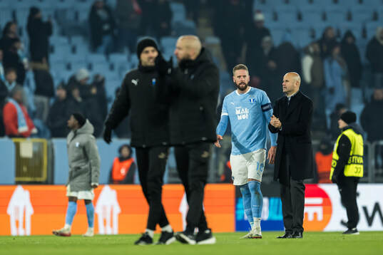 Pontus Jansson and head coach Miguel Angel Ramirez of