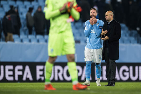 Pontus Jansson and head coach Miguel Angel Ramirez of