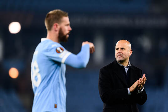 Head coach Miguel Angel Ramirez and Pontus Jansson of