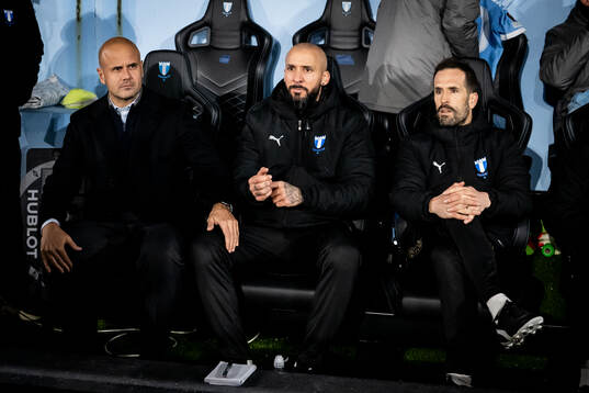 Head coach Miguel Angel Ramirez, assistant coach Guillermo