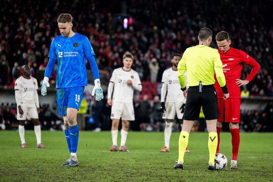 Goalkeeper Elias Rafn Ólafsson of Midtjylland