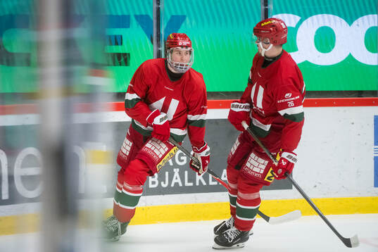 Modos David Granberg innan ishockeymatchen i