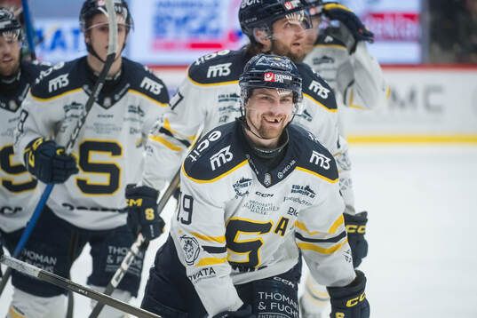Södertäljes Hampus Harlestam jublar