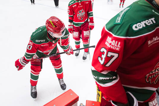 Modos Milton Gästrin deppar