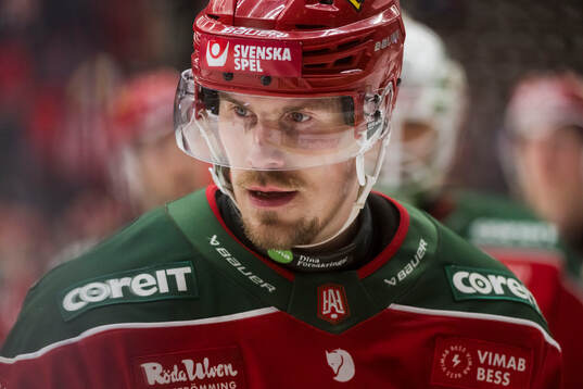 Modos Emil Larsson deppar