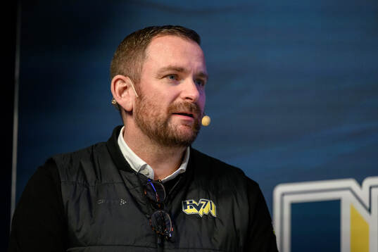 HV71s Johan Freijd, kommunikationschef, i HVTV