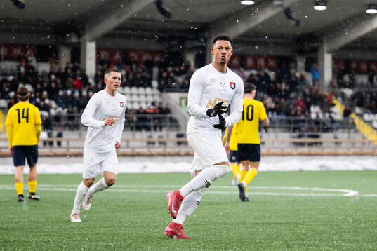 Bläddra bland fler bilder av Fotboll, Träningsmatch, Örgryte - Ljungskile