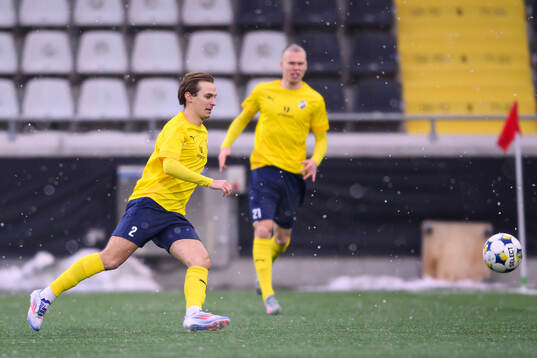 Ljungskiles Emilio Reljanovicunder träningsmatchen mellan