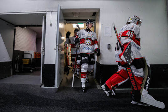 Malmö Redhawks William Von Barnekow och målvakt Oskar