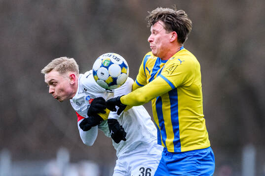 Helsingborgs Jonathan Hasselqvist och Eskilsminnes Fabian