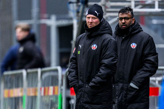 Helsingborgs manager Stevie Grieve och assisterande