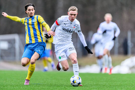 Eskilsminnes Jetmir Koci och Helsingborgs Jonathan