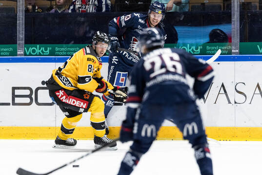 Luleås Mathias Bromé och Linköpings Jakub Vrana
