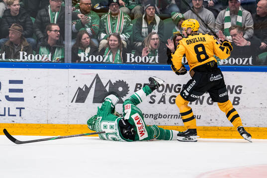 Rögles Filip Johansson och Skellefteås Oliver Okuliar