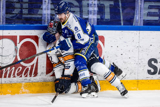 Växjös Kalle Kratz och Leksands Matt Caito