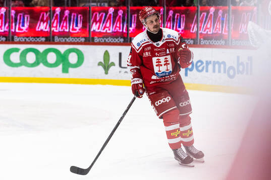 Timrås Jonathan Dahlén jublar