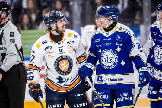 Växjös Manuel Ågren och Leksands Joonas Lyytinen