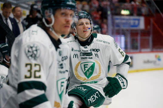 Färjestads Albert Wikman deppar