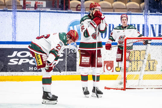 Modos David Granberg och Måns Carlsson deppar
