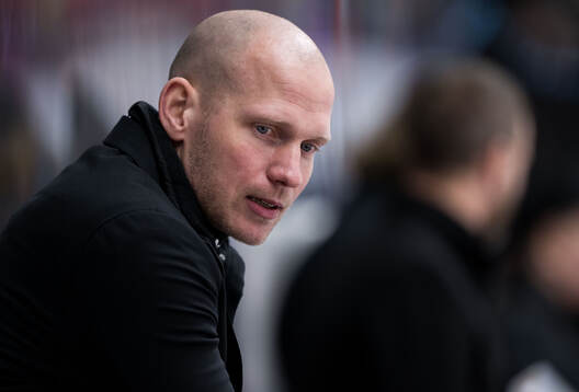 Moras tränare Oscar Dahlgren
