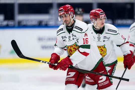 Moras Marcus Karlström jublar