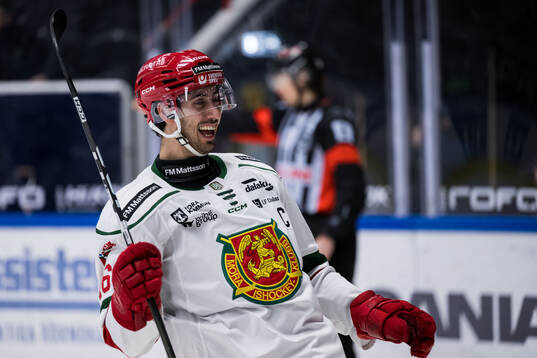 Moras Marcus Karlström jublar