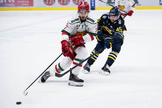 Moras Ethan De Jong och Södertäljes Sebastian Dyk