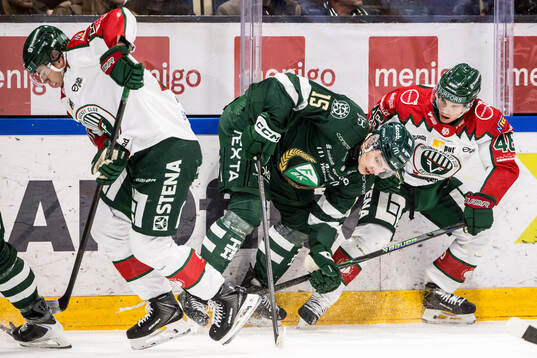 Färjestads Jack Berglund och Frölundas Dominik Egli