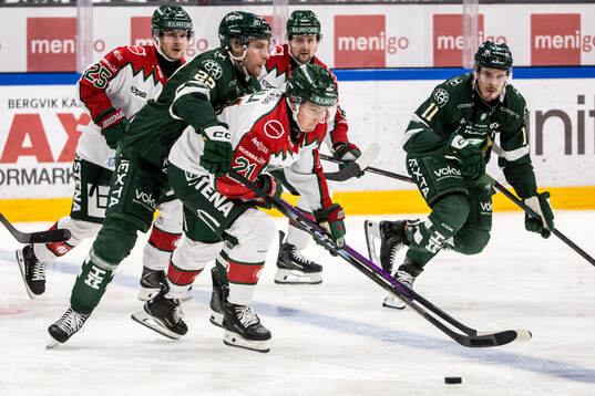 Färjestads Per Åslund och Frölundas Jere Innala