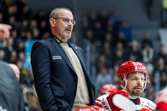 Timrås tränare Tommy Samuelsson och Anton Lander