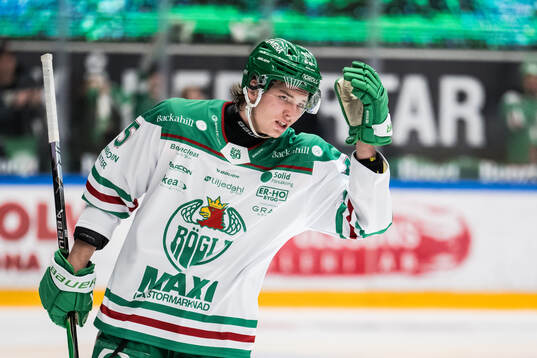 Rögles Gregor Biber jublar