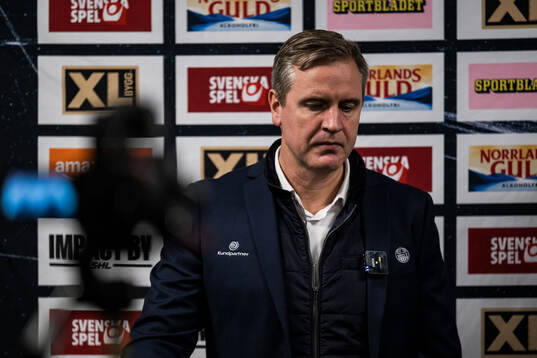 Rögles tränare Dan Tangnes deppar