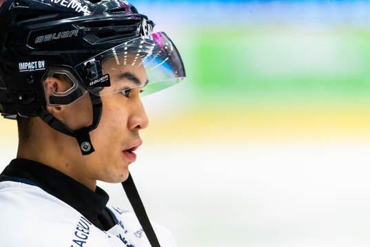 HV71s Jonathan Ang