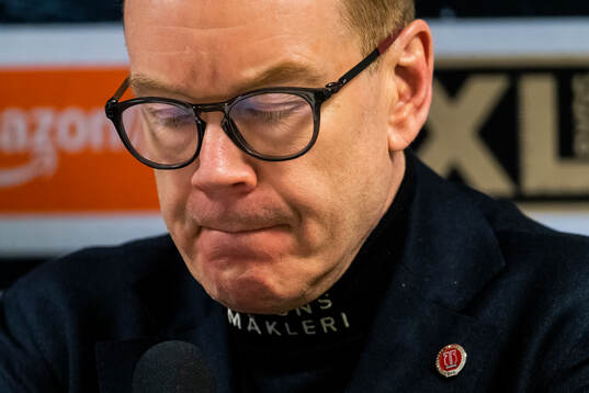 Örebros tränare Niklas Eriksson deppar på
