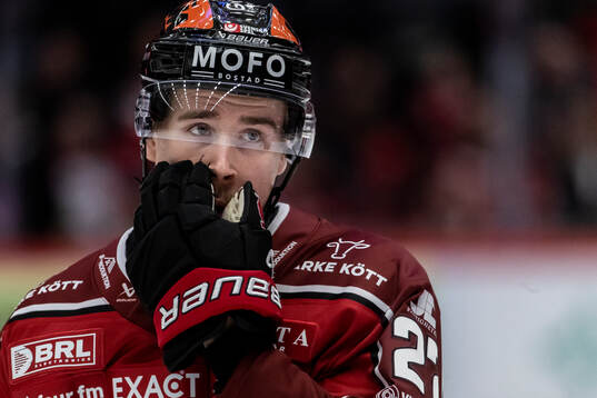 Örebros Peetro Seppälä deppar