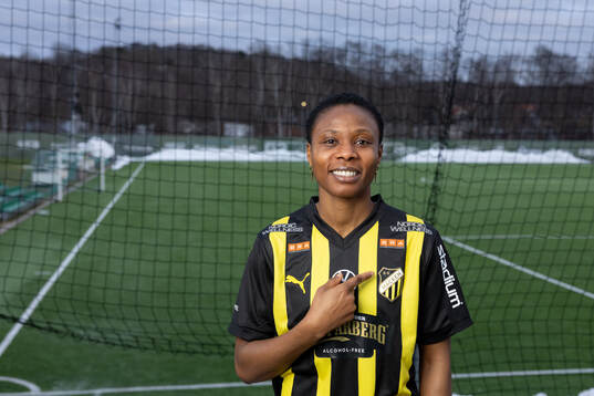 Häckens nyförvärv Halimatu Ayinde