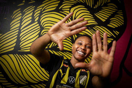 Häckens nyförvärv Halimatu Ayinde