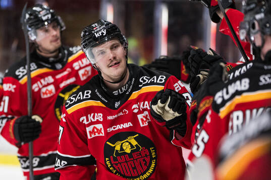 Luleås Oskari Laaksonen jublar