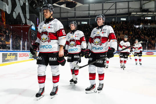 Malmö Redhawks Axel Sundberg, Linus Öberg och Topi