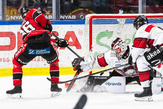 Luleås Mathias Bromé gör 4-3 bakom Malmö Redhawks