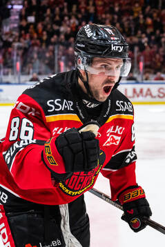 Luleås Mathias Bromé jublar