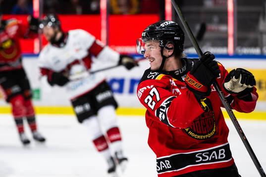 Luleås Oskari Laaksonen jublar