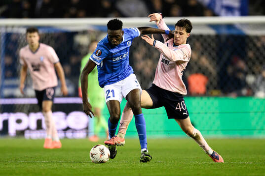 Ibrahima Sory Bangoura of KRC Genk and Kenan Busuladzic of