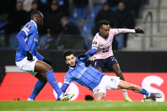 Zakaria El Ouahdi of KRC Genk and Taha Ali of Malmö FF