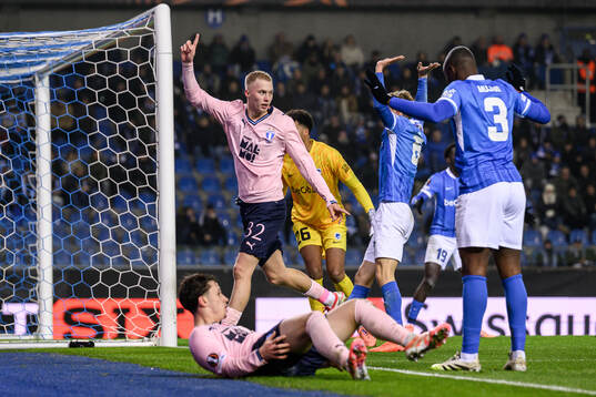 Daniel Gudjohnsen of Malmö FF reacts